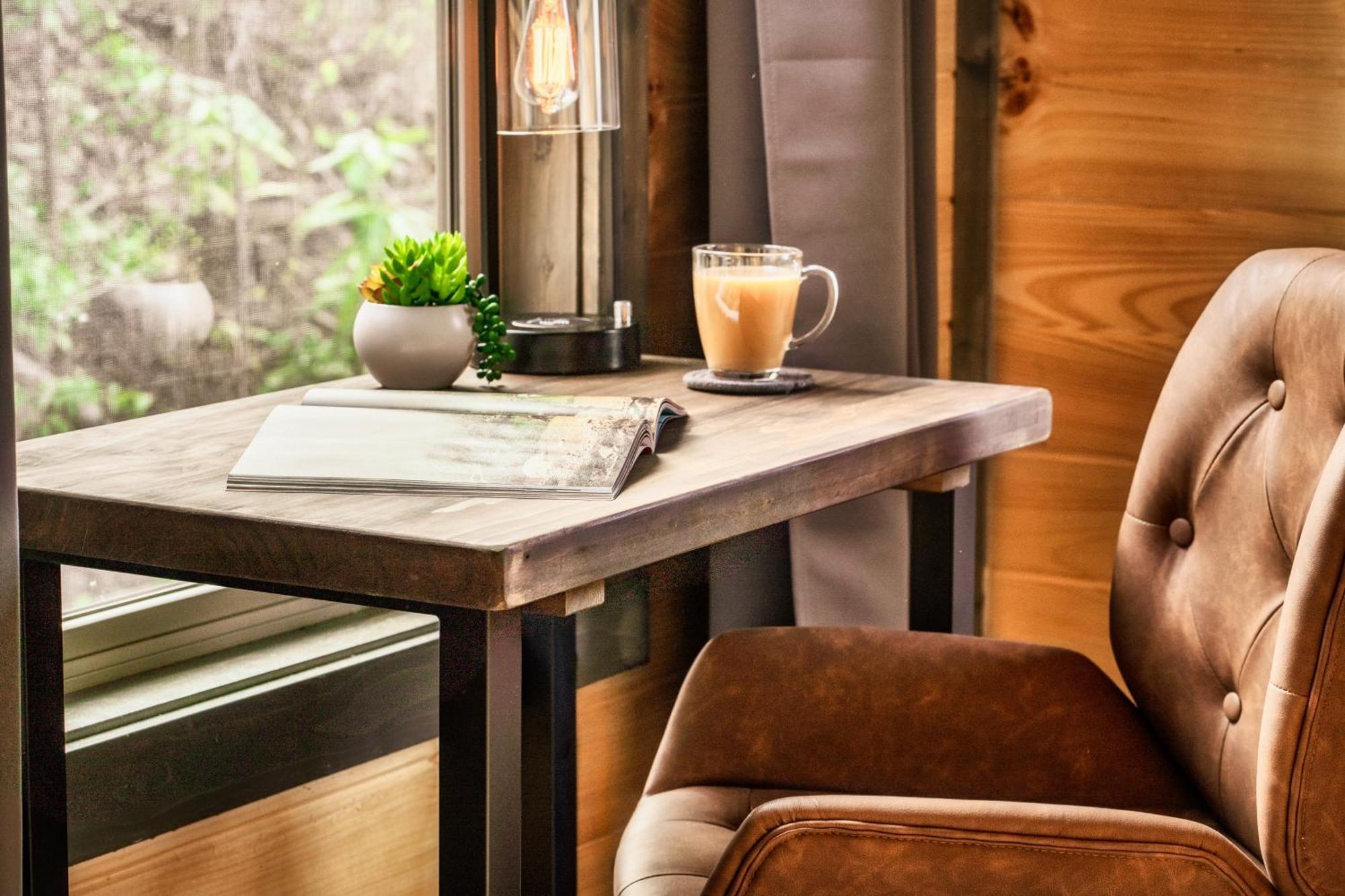 Mountainscape - Brand New Cabin W Views - Hottub - Firetable - Ps5 - Pooltable - 3 Pools ガトリンバーグ エクステリア 写真